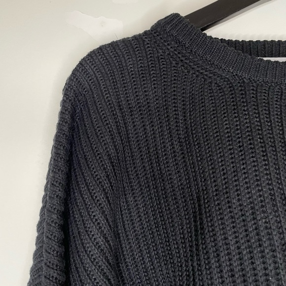 Cropped Knit Sweater - Picture 2 of 2